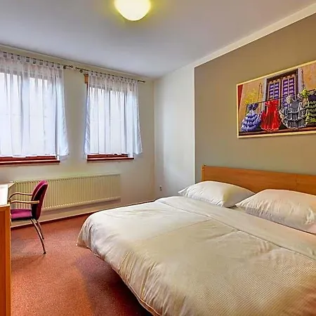 Iberia Hotel 3*