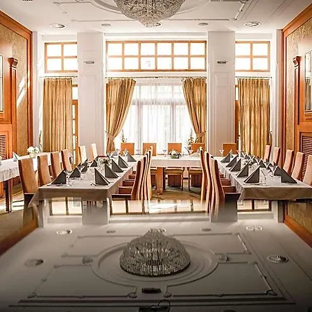 Hotel Iberia 3*