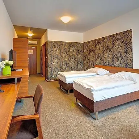 Iberia Hotel